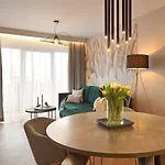& Wave - Luxury Marina View With Spa, Pool & Free Parking Dziwnów
