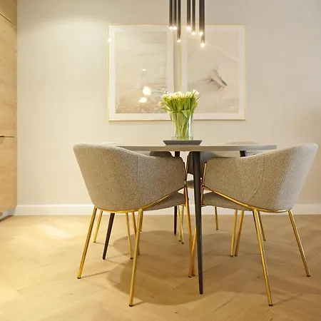 & Wave - Luxury Marina View With Spa, Pool & Free Parking *