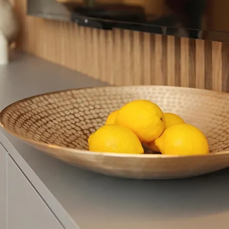 Апартаменты & Wave - Luxury Marina View With Spa, Pool & Free Parking Дзивнув