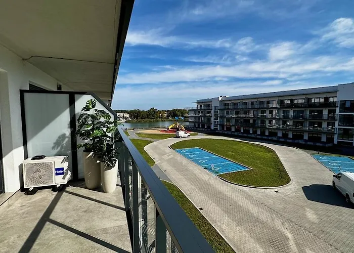 & Wave - Luxury Marina View With Spa, Pool & Free Parking Apartment Dziwnów